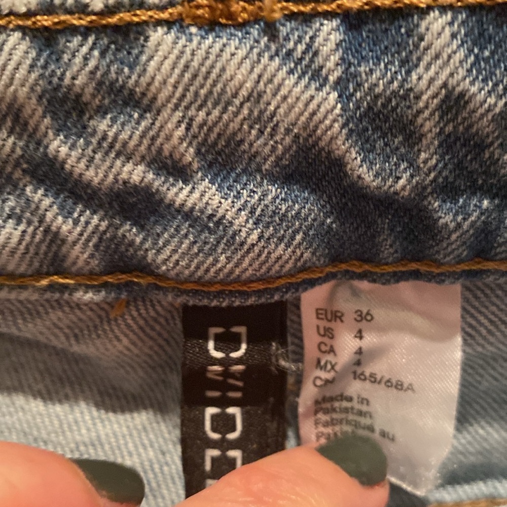 Very durable jeans! - Picture 2 of 3